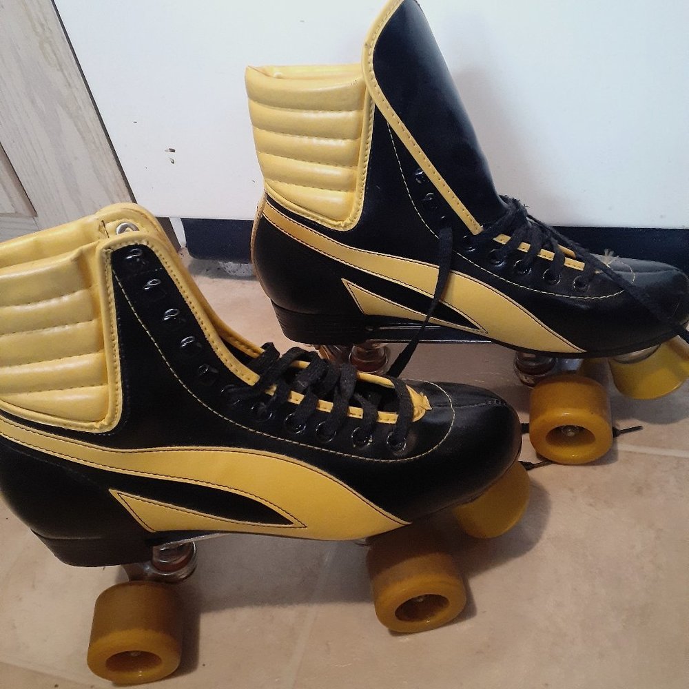 Skates Size 8